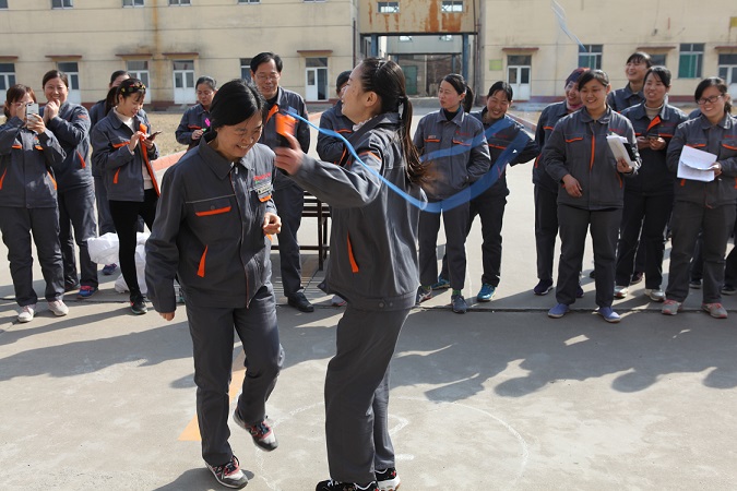 2019年3月8日公司晶体材料厂举行庆“三八”运动会